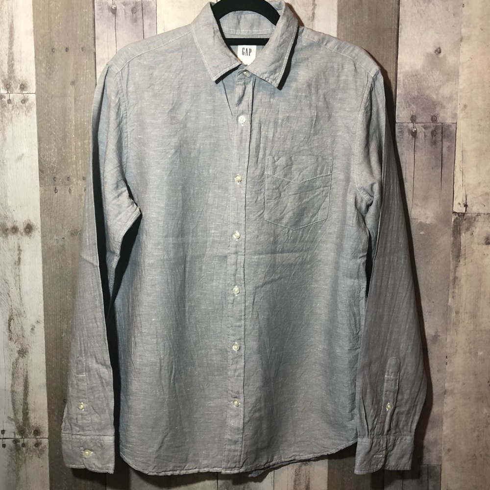 Gap Gray button down shirt